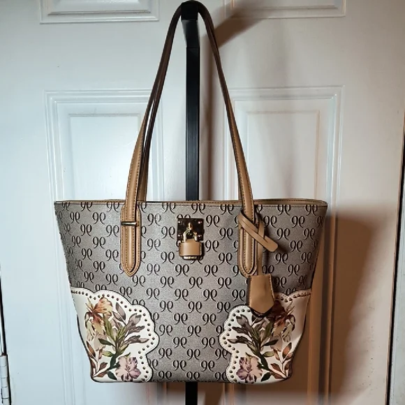 Pretty NINE WEST Beige/Brown Signature Print Floral Tote NICE!! - Picture 1 of 13